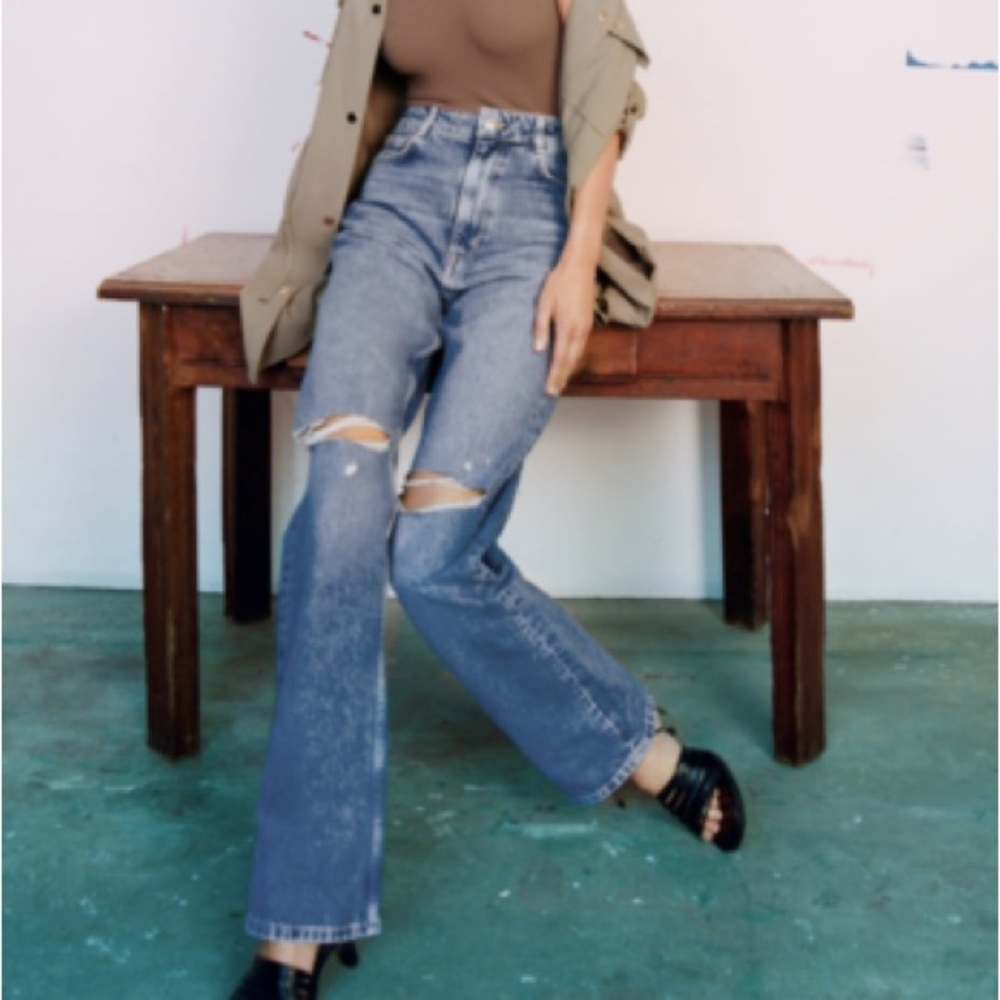 ZARA wide leg full length ripped jeans